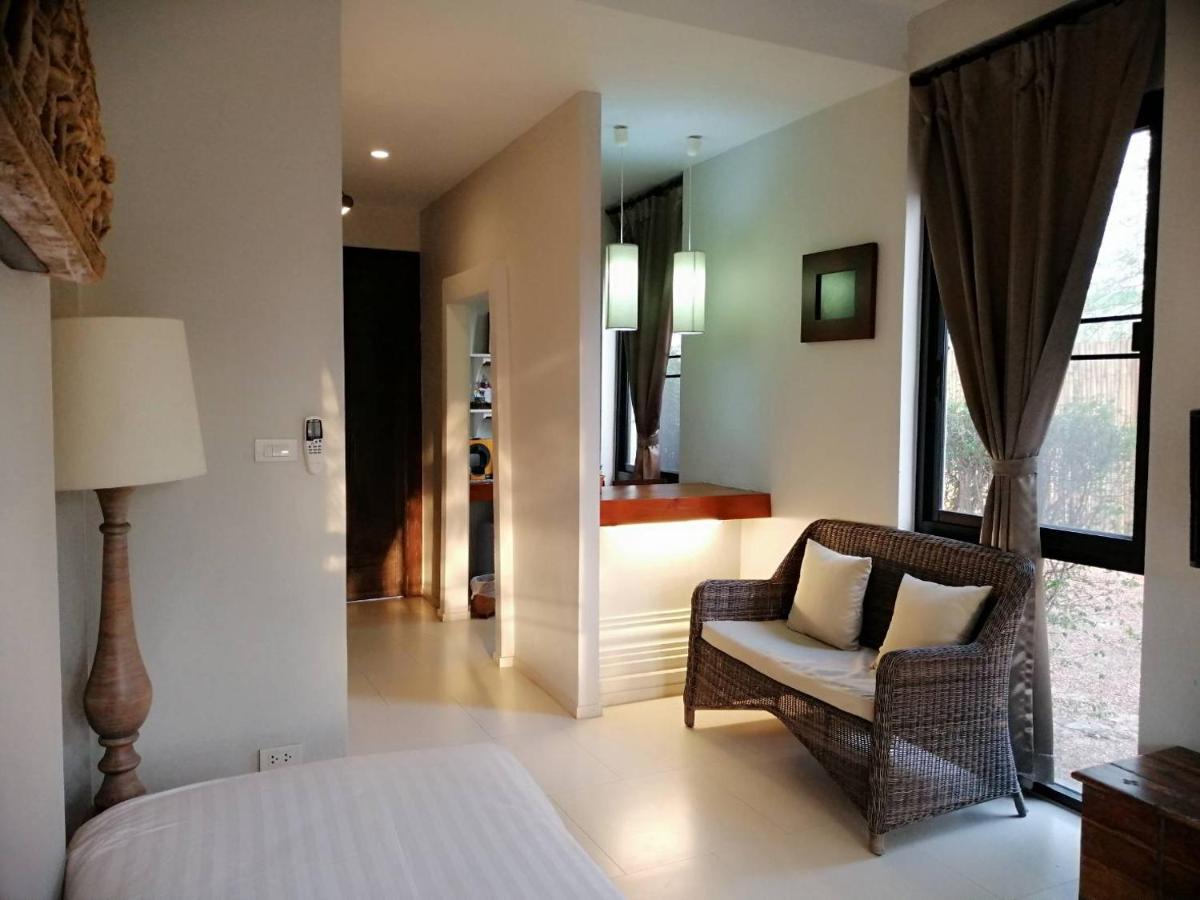 Tharaburi Resort Sukhothai Exterior photo
