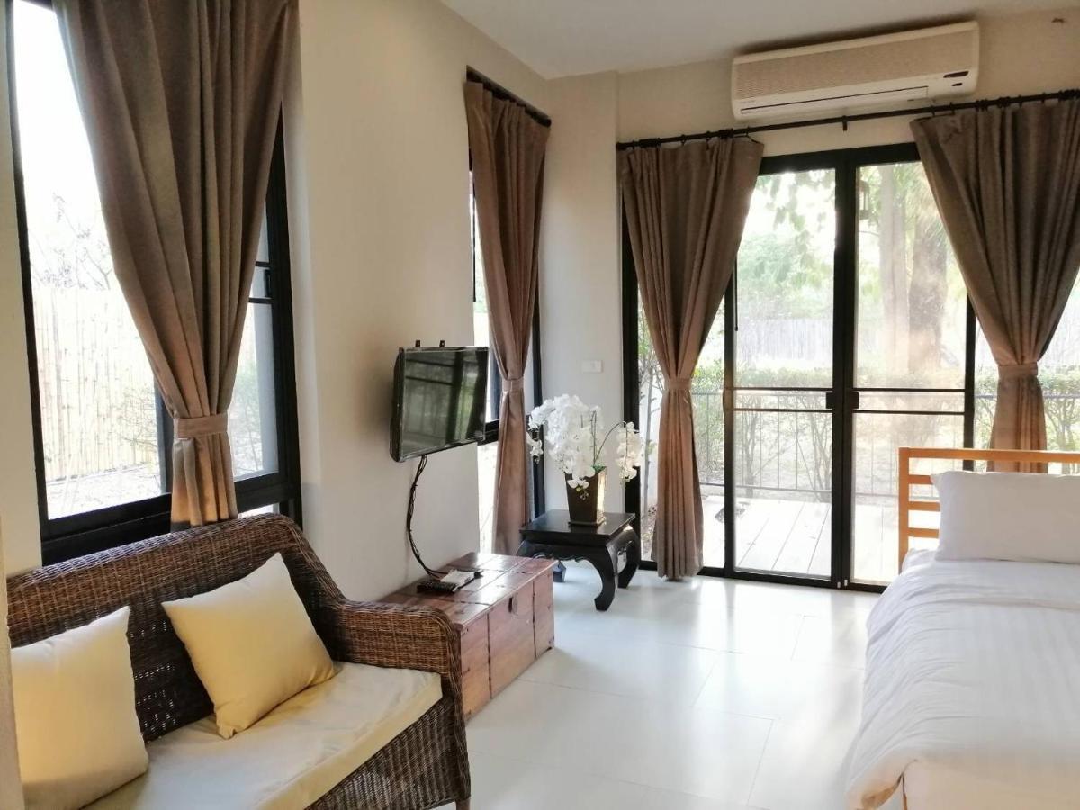 Tharaburi Resort Sukhothai Exterior photo